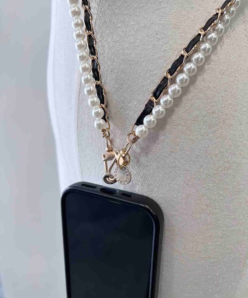 PICCIN（ピッチン）の「パールｘレザーチェーンスマホショルダーストラップ（スマホグッズ・レディース・ホワイト・FREE）」の6枚目の写真