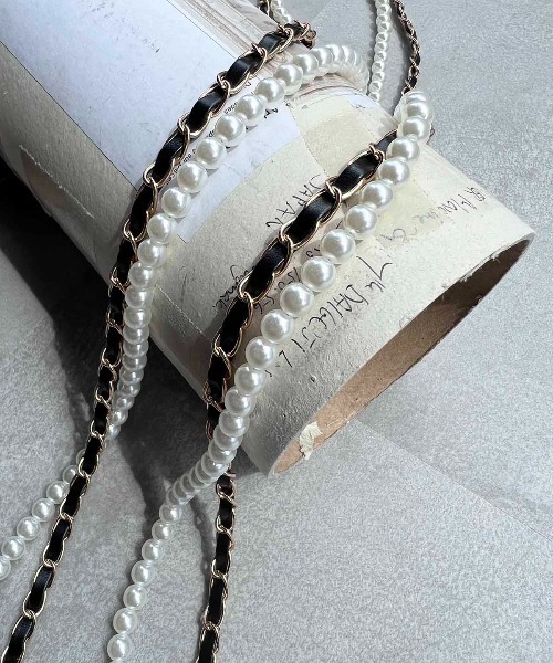 PICCIN（ピッチン）の「パールｘレザーチェーンスマホショルダーストラップ（スマホグッズ・レディース・ホワイト・FREE）」の9枚目の写真