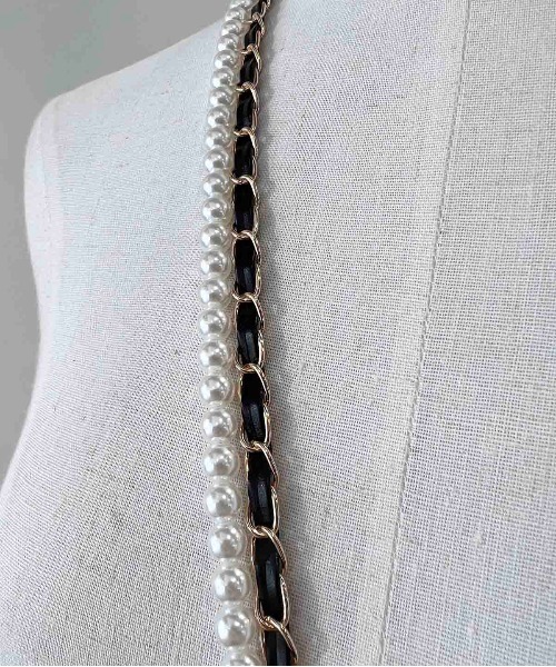 PICCIN（ピッチン）の「パールｘレザーチェーンスマホショルダーストラップ（スマホグッズ・レディース・ホワイト・FREE）」の7枚目の写真