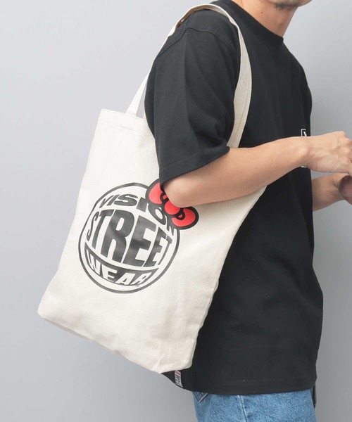 VISION STREET WEAR（ヴィジョンストリートウェア）の「サンリオ ハローキティ コラボ キャンバス トートバッグ（トートバッグ・メンズ・ホワイト系その他2/ホワイト系その他3/ホワイト系その他・FREE）」の9枚目の写真