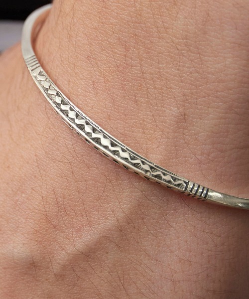 Adawat'n Tuareg（アダワットトゥアレグ）の「Adawat'n Tuareg/アダワット トゥアレグ Ayour(アユール月) ブレスレット（ブレスレット・メンズ・シルバー・FREE/S/M）」の8枚目の写真