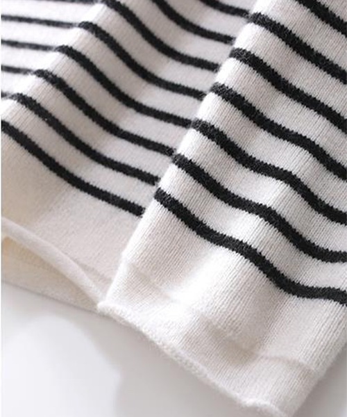 aimoha（アイモハ）の「ハイネック　ボーダーニットトップス（ニット/セーター・レディース・ブラック系その他/ブルー系その他/ブラック系その他2/ブルー系その他2/キャメル/ホワイト系その他・MEDIUM/X-LARGE/LARGE）」の19枚目の写真