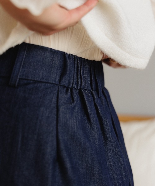 flower(フラワー)の「ルーズリータックパンツ(デニムパンツ・レディース・ネイビー/ベージュ・FREE)」の7枚目の写真