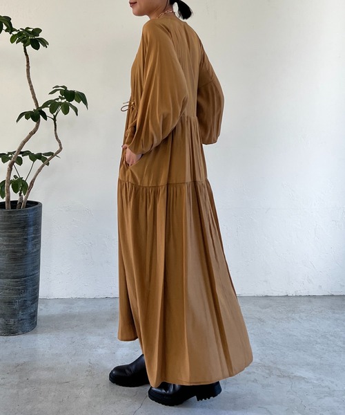 un dix cors(アンディコール)の「《2サイズ展開》ドロストティアードワンピース(ワンピース・レディース・キャメル/イエロー/チャコールグレー/ピンク/ブルー/ブラウン・FREE/S)」の15枚目の写真