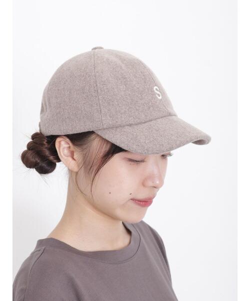 Samansa Mos2（サマンサ モスモス）の「イニシャル刺繍メルトンキャップ（ハット・レディース・モカ/オフホワイト・F）」の2枚目の写真