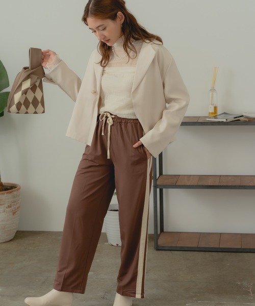 AO2(アオズ)の「Tailored jacket / ショート丈 テーラードジャケット(テーラードジャケット・レディース・アイボリー/ブラック・FREE)」の14枚目の写真