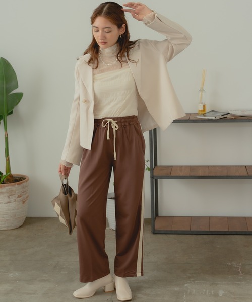 AO2(アオズ)の「Tailored jacket / ショート丈 テーラードジャケット(テーラードジャケット・レディース・アイボリー/ブラック・FREE)」の15枚目の写真