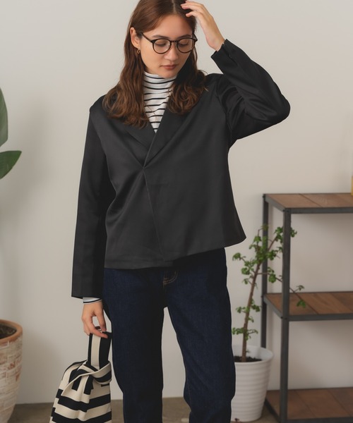 AO2(アオズ)の「Tailored jacket / ショート丈 テーラードジャケット(テーラードジャケット・レディース・アイボリー/ブラック・FREE)」の21枚目の写真