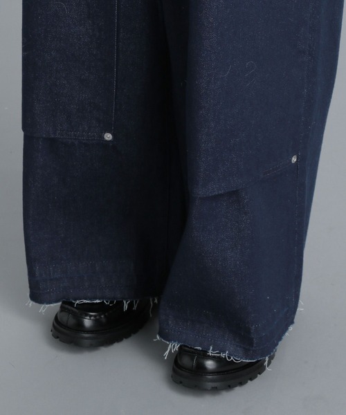 HARE（ハレ）の「ワイドダブルニーデニムパンツ(HARE)（デニムパンツ・メンズ・ブルー/ブラック・MEDIUM/SMALL）」の12枚目の写真