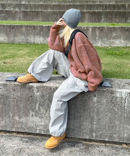 sedacle(セダクル)の「ミックスカラーブークレニット(ニット/セーター・レディース・ブラック/オレンジ/ブルー・MEDIUM/LARGE)」の19枚目の写真