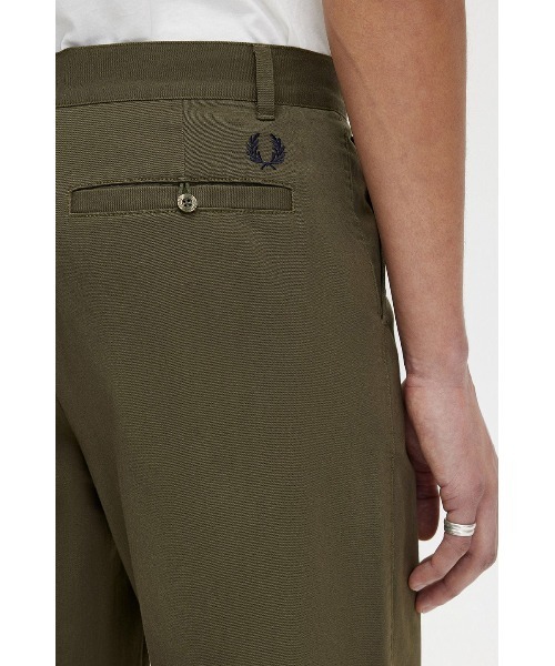 FRED PERRY（フレッドペリー）の「Straight Leg Twill Trouser（チノパンツ・メンズ・グリーン/ネイビー/ベージュ/ブラック・30/32/28）」の12枚目の写真