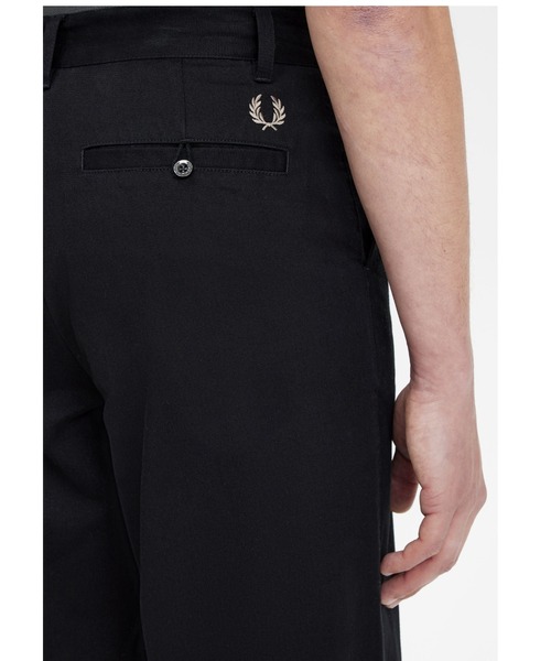 FRED PERRY（フレッドペリー）の「Straight Leg Twill Trouser（チノパンツ・メンズ・グリーン/ネイビー/ベージュ/ブラック・30/32/28）」の17枚目の写真