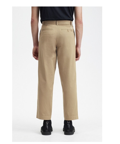 FRED PERRY（フレッドペリー）の「Straight Leg Twill Trouser（チノパンツ・メンズ・グリーン/ネイビー/ベージュ/ブラック・30/32/28）」の21枚目の写真