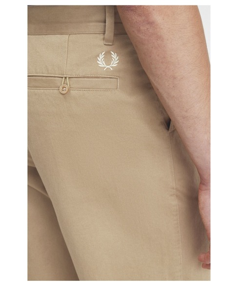 FRED PERRY（フレッドペリー）の「Straight Leg Twill Trouser（チノパンツ・メンズ・グリーン/ネイビー/ベージュ/ブラック・30/32/28）」の22枚目の写真