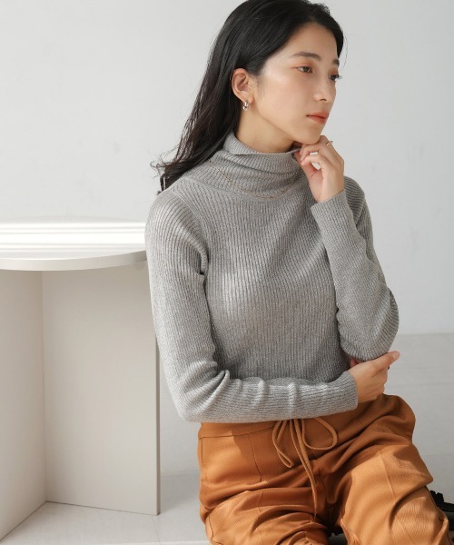 Bou Jeloud（ブージュルード）の「毛混ラメタートルネックプルオーバー（ニット/セーター・レディース・ネイビー/グレー/ブラック・FREE）」の12枚目の写真