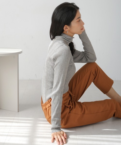 Bou Jeloud（ブージュルード）の「毛混ラメタートルネックプルオーバー（ニット/セーター・レディース・ネイビー/グレー/ブラック・FREE）」の14枚目の写真