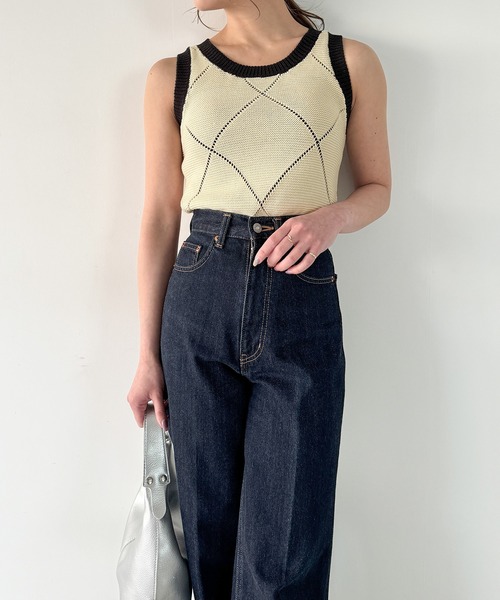 JUNOAH（ジュノア）の「ダイヤ透かし柄ニットタンクトップ（タンクトップ・レディース・アイボリー/ブラック/ベージュ・MEDIUM）」の13枚目の写真
