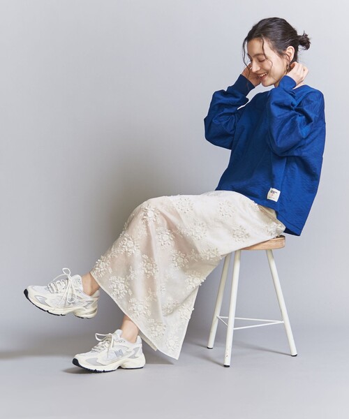 NEW BALANCE（ニューバランス）の「＜New Balance＞ML725/スニーカー 24SS（スニーカー・レディース・オフホワイト/グレー・23.5cm/22.5cm/25cm/24.5cm/24cm/23cm）」の4枚目の写真