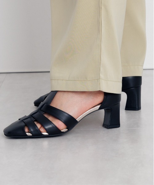 HIMIKO（ヒミコ）の「【Made in Japan】【撥水】ヒールアップグルカサンダル/641206（サンダル・レディース・アイボリー/イエロー/ベージュ/ブラック・22.5cm/22.0cm/24.5cm/24.0cm/23.5cm/21.5cm/23.0cm/25.0cm/26.0cm/25.5cm/26.5cm）」の7枚目の写真