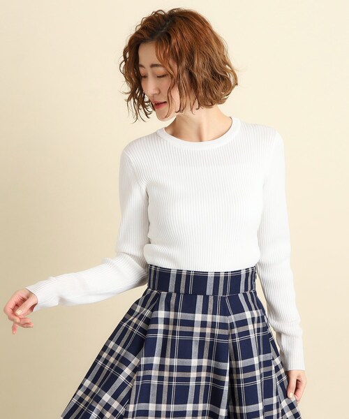 grove（グローブ）の「◆スタメンリブニットも今のムードに!袖口シアーリブニット（ニット/セーター・レディース・オフホワイト/ナチュラル/ブラック/サックスブルー・02/03/04/05/01）」の7枚目の写真
