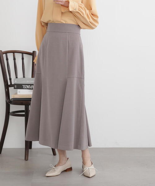 N.（N. Natural Beauty Basic）（エヌエヌナチュラルビューティーベーシック）の「◆切替マーメイドスカート（スカート・レディース・イエロー/オフホワイト/グレイッシュベージュ・MEDIUM）」の4枚目の写真