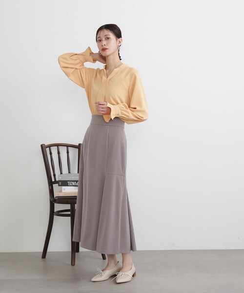 N.（N. Natural Beauty Basic）（エヌエヌナチュラルビューティーベーシック）の「◆切替マーメイドスカート（スカート・レディース・イエロー/オフホワイト/グレイッシュベージュ・MEDIUM）」の7枚目の写真