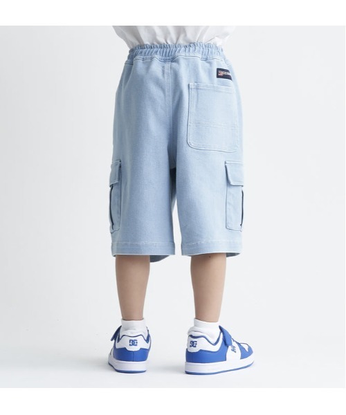 DC（ディーシー）の「DC/ディーシー WIDE CARGO SHORT24 キッズ ワイド カーゴ ショーツ ショートパンツ スケートボード 親子コーデ ワイドシルエット　ストレッチ YWS241505（カーゴパンツ・キッズ・ライトインディゴブルー/インディゴブルー・120cm/130cm/140cm/150cm/160cm）」の7枚目の写真