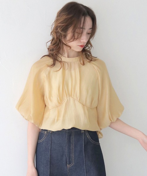 CLEIO(クレイオ)の「【CLEIO】パフスリーブカップデザインシアーブラウス(シャツ/ブラウス・レディース・ベージュ/アイボリー/サックスブルー・FREE)」の2枚目の写真