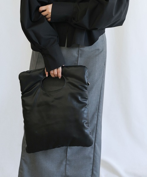 select MOCA（セレクトモカ）の「パテッド2WAYバッグ（ハンドバッグ・レディース・ブラック/アイボリー/ベージュ・FREE）」の3枚目の写真