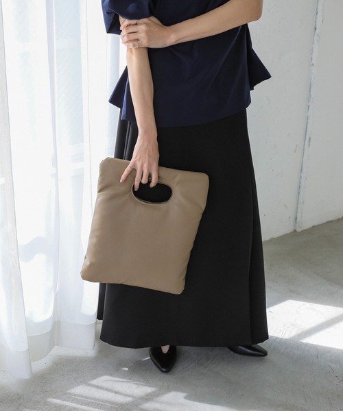 select MOCA（セレクトモカ）の「パテッド2WAYバッグ（ハンドバッグ・レディース・ブラック/アイボリー/ベージュ・FREE）」の11枚目の写真