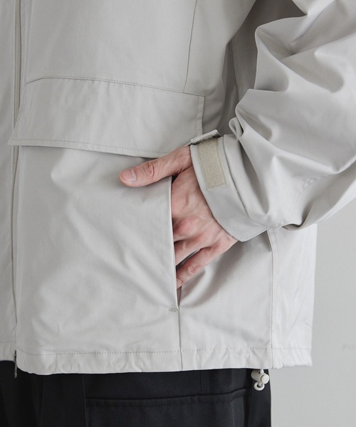 CTHY（シティ）の「2wayテックエステルハイネックブルゾン（ブルゾン・メンズ・ライトグレー/ブラック・XL/S/M/L）」の9枚目の写真