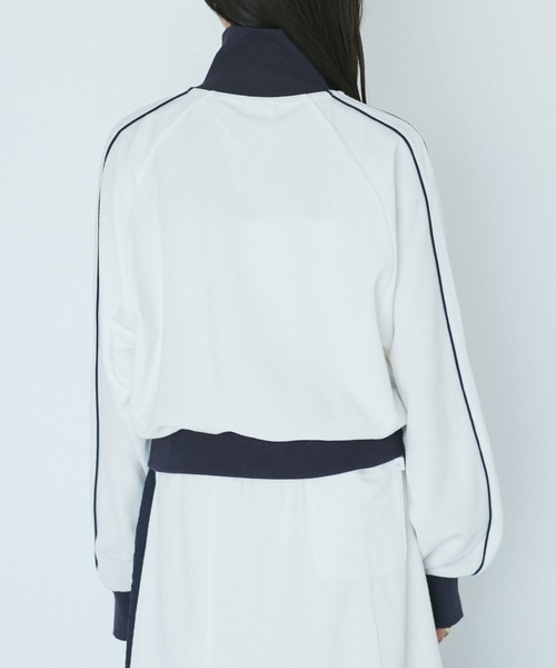 CONVERSE（コンバース）の「【CONVERSE別注】パイピングトラックピケジャケット【セットアップ対応】【洗える】（ブルゾン・レディース・オフホワイト/ピンク/ネイビー・M）」の13枚目の写真