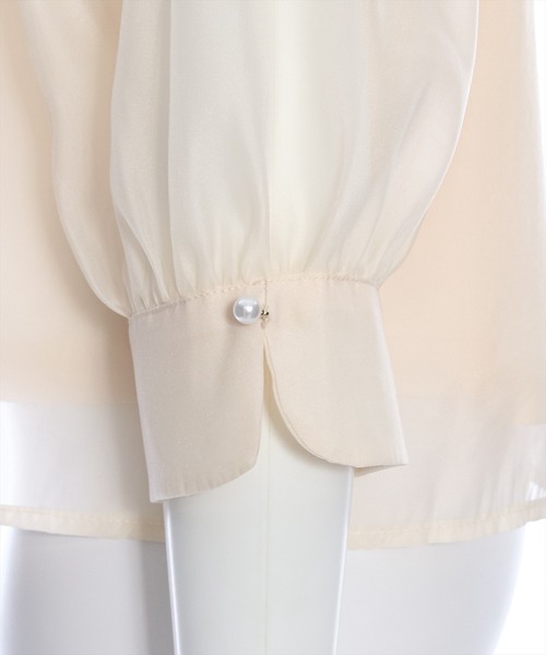 clear（クリア）の「肩パールシフォン七分袖ブラウス［大人 フェミニン 上品］≪再入荷≫（シャツ/ブラウス・レディース・ベージュ/ブラック/オフホワイト・F）」の10枚目の写真