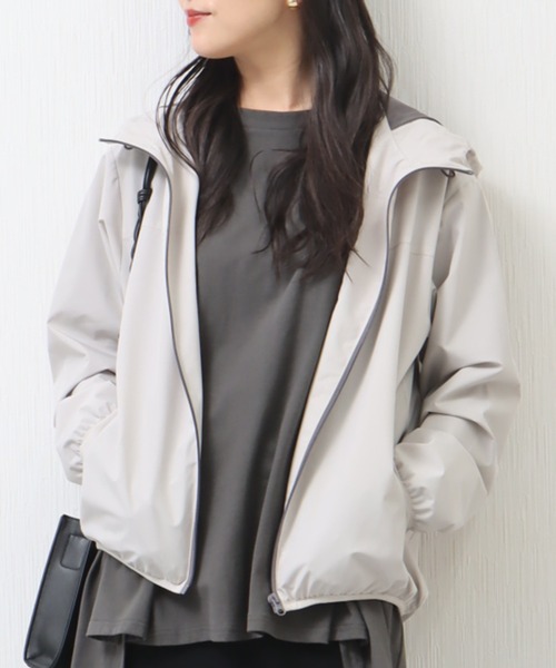 libelle more(リベル モア)の「《防風・撥水加工》軽量、単色・配色展開 マウンテンパーカー(マウンテンパーカー・レディース・グレイッシュベージュ/アイボリー/ブラック系その他/ベージュ系その他/ブラック/オリーブ・L/M)」の12枚目の写真