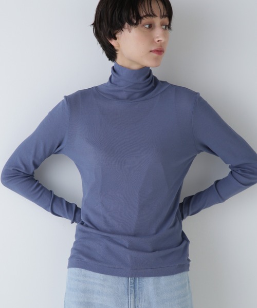 human woman(ヒューマンウーマン)の「シアータートルカットソー(Tシャツ/カットソー・レディース・ホワイト/ライトグリーン/ブルー/ベージュ/ブルー系その他/グリーン・MEDIUM)」の6枚目の写真