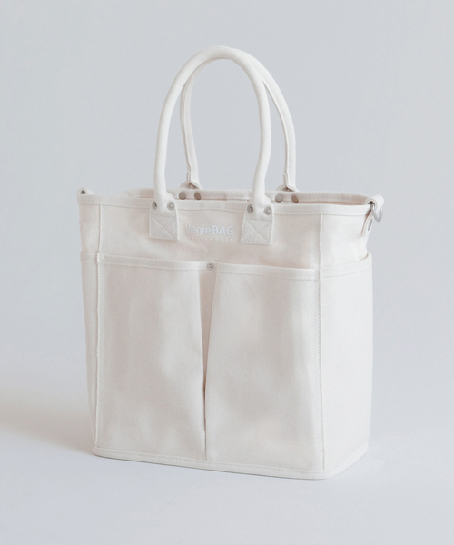 VegieBAG(ベジバッグ)の「【VegieBAG/ベジバッグ】SQUARE / キャンバストートバッグ(トートバッグ・レディース・アイボリー/ブラック・フリー)」の1枚目の写真