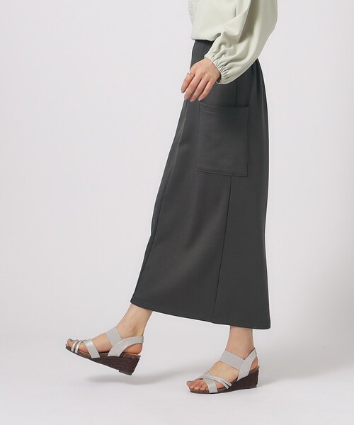 DRESKIP(ドレスキップ)の「◆【M-LL/ストレッチ】腰回りすっきり見えのこだわりシルエット フロントZIP ナロースカート(スカート・レディース・ブラック/カーキ/チャコールグレー・02/03/04)」の21枚目の写真