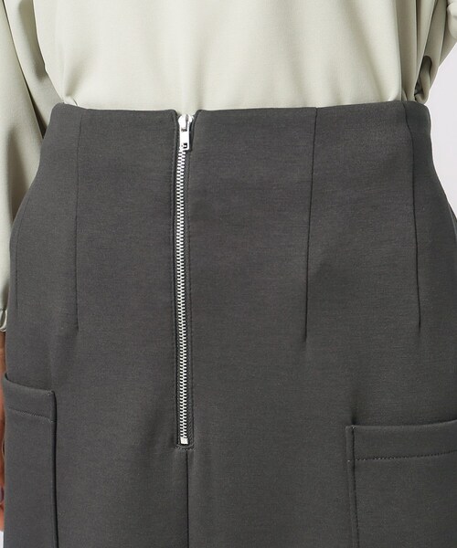 DRESKIP(ドレスキップ)の「◆【M-LL/ストレッチ】腰回りすっきり見えのこだわりシルエット フロントZIP ナロースカート(スカート・レディース・ブラック/カーキ/チャコールグレー・02/03/04)」の7枚目の写真