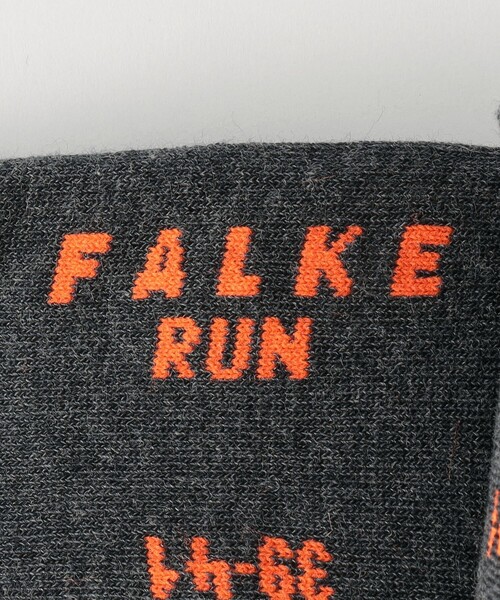 FALKE（ファルケ）の「＜FALKE＞ランリブ ショートソックス（ソックス/靴下・メンズ・ホワイト/ダークグレー・FREE）」の7枚目の写真