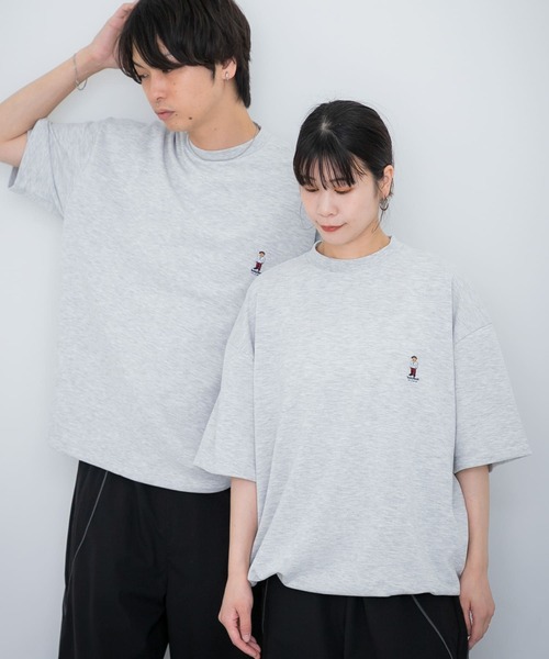 SENSE OF PLACE by URBAN RESEARCH（センスオブプレイスバイアーバンリサーチ）の「『ユニセックス』『別注』TeddyBear×SENSE OF PLACE　テディベアC/Nスウェット（スウェット・メンズ・ピンク/チャコールグレー/グレー・MEDIUM/LARGE）」の13枚目の写真