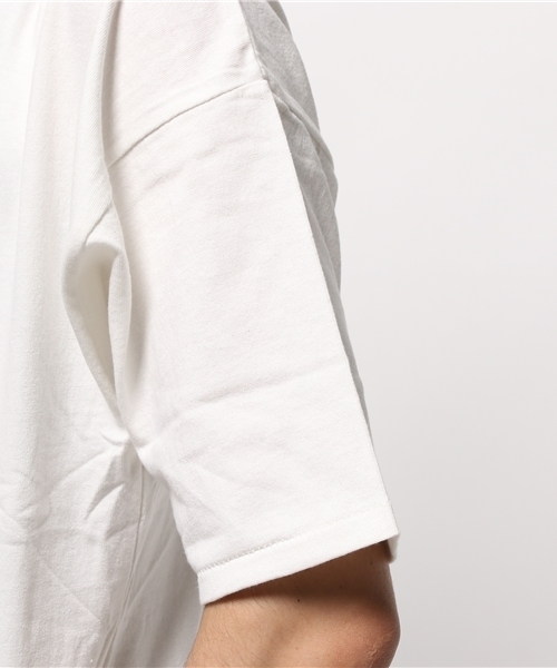 AZUL by moussy（アズールバイマウジー）の「ドロップショルダークルーネック5分袖T（Tシャツ/カットソー・メンズ・ブラック/ホワイト・SMALL/LARGE/MEDIUM/XX-LARGE/X-SMALL/X-LARGE）」の7枚目の写真