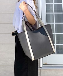 Q | 2wayショルダートート(トートバッグ)