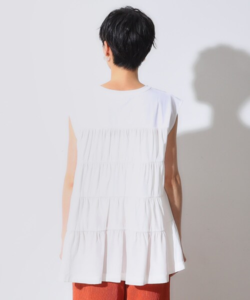 OPAQUE.CLIP(オペークドットクリップ)の「◆ティアードドッキングフレンチスリーブトップス【洗濯機洗い可】(Tシャツ/カットソー・レディース・ホワイト/ブラック/ライトグリーン・36/38/40/42)」の7枚目の写真