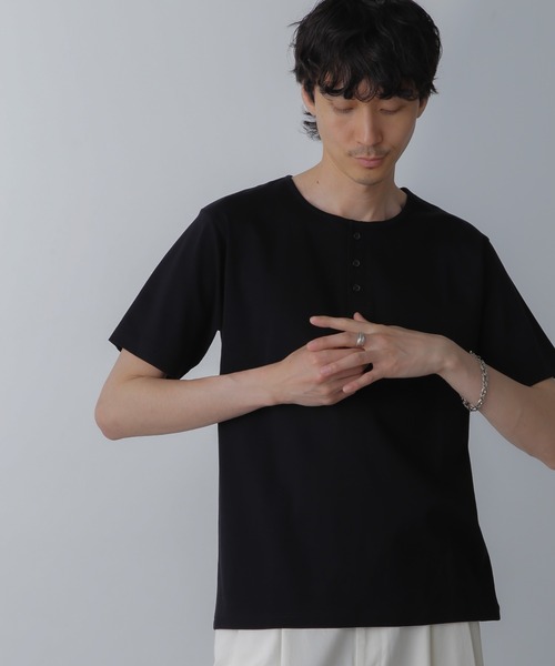 NANO universe(ナノユニバース)の「WEB限定/アンチスメル ヘンリーネックTシャツ 半袖(Tシャツ/カットソー・メンズ・ブラック/ブルーグレー/ホワイト/グレー系その他4・L/M/S/XL)」の2枚目の写真