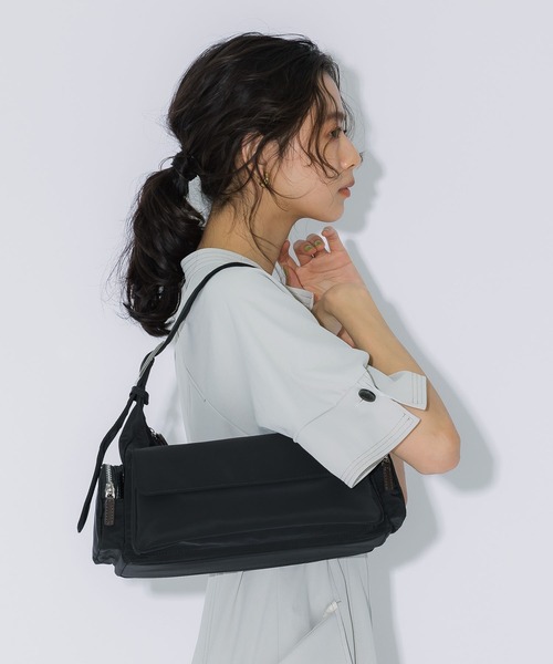 ハンドバッグ、ショルダーバッグ A5も楽々入る・軽量】ポケットショルダーBAG（ハンドバッグ）｜PUBLIC