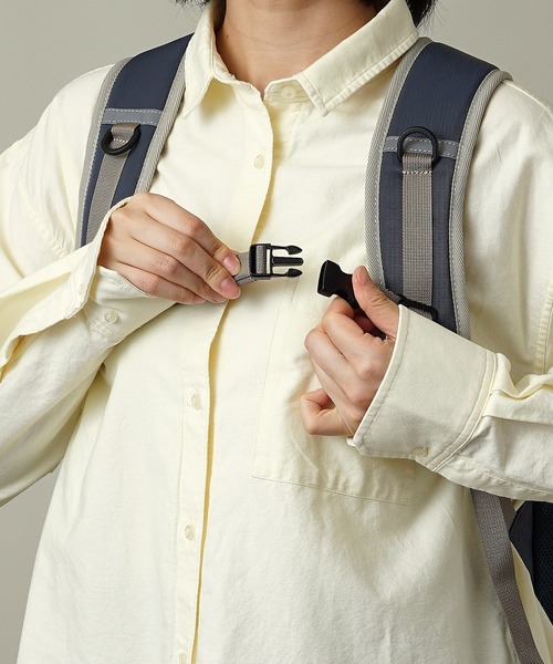 moz(モズ)の「MOZ(モズ) 軽撥水加工 ラウンド型 バックパック(バックパック/リュック・レディース・アイボリー/ブラック/グレイッシュベージュ/ライトグリーン/インディゴブルー/ブルー系その他/サンドベージュ・ONE SIZE)」の21枚目の写真