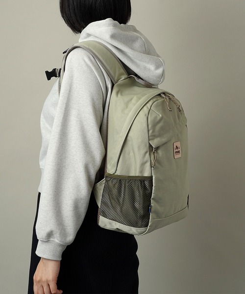 moz(モズ)の「MOZ(モズ) 軽撥水加工 ラウンド型 バックパック(バックパック/リュック・レディース・アイボリー/ブラック/グレイッシュベージュ/ライトグリーン/インディゴブルー/ブルー系その他/サンドベージュ・ONE SIZE)」の15枚目の写真