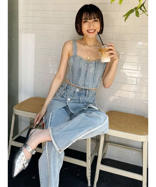 MURUA(ムルーア)の「【SET UP対応】フリンジデニムビスチェ(シャツ/ブラウス・レディース・ブラック/ライトブルー・FREE)」の4枚目の写真