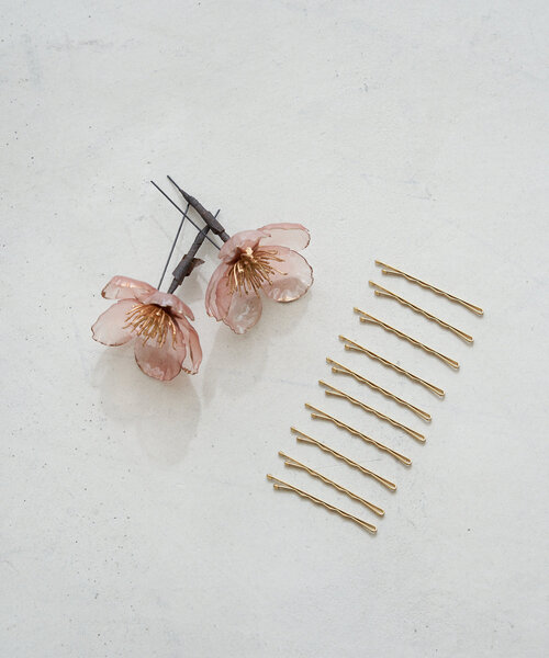 CHACO （FLOWER ACCESSORY）（チャコ）の「*【CHACO×Kastane】フラワーヘアアクセSET（ヘアピン・レディース・クリア/サーモンピンク/ホワイト・FREE）」の9枚目の写真