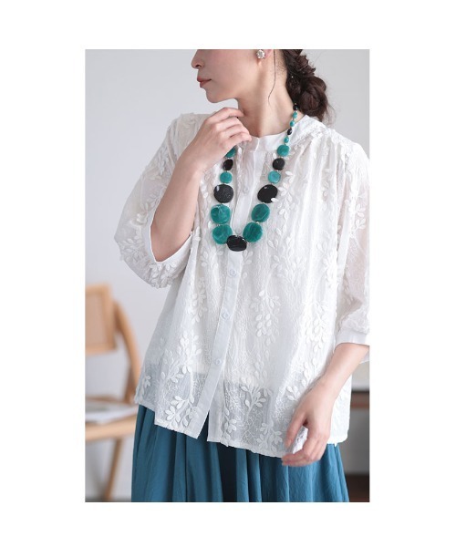 Sawa a la mode（サワアラモード）の「蔦刺繍コットンシャツブラウス（シャツ/ブラウス・レディース・ピンク/ホワイト/ブルー・FREE）」の17枚目の写真